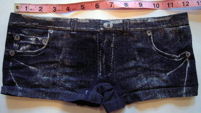 Illustration for article titled This Is What Happens When Jeans, Leggings, & Underpants Mix